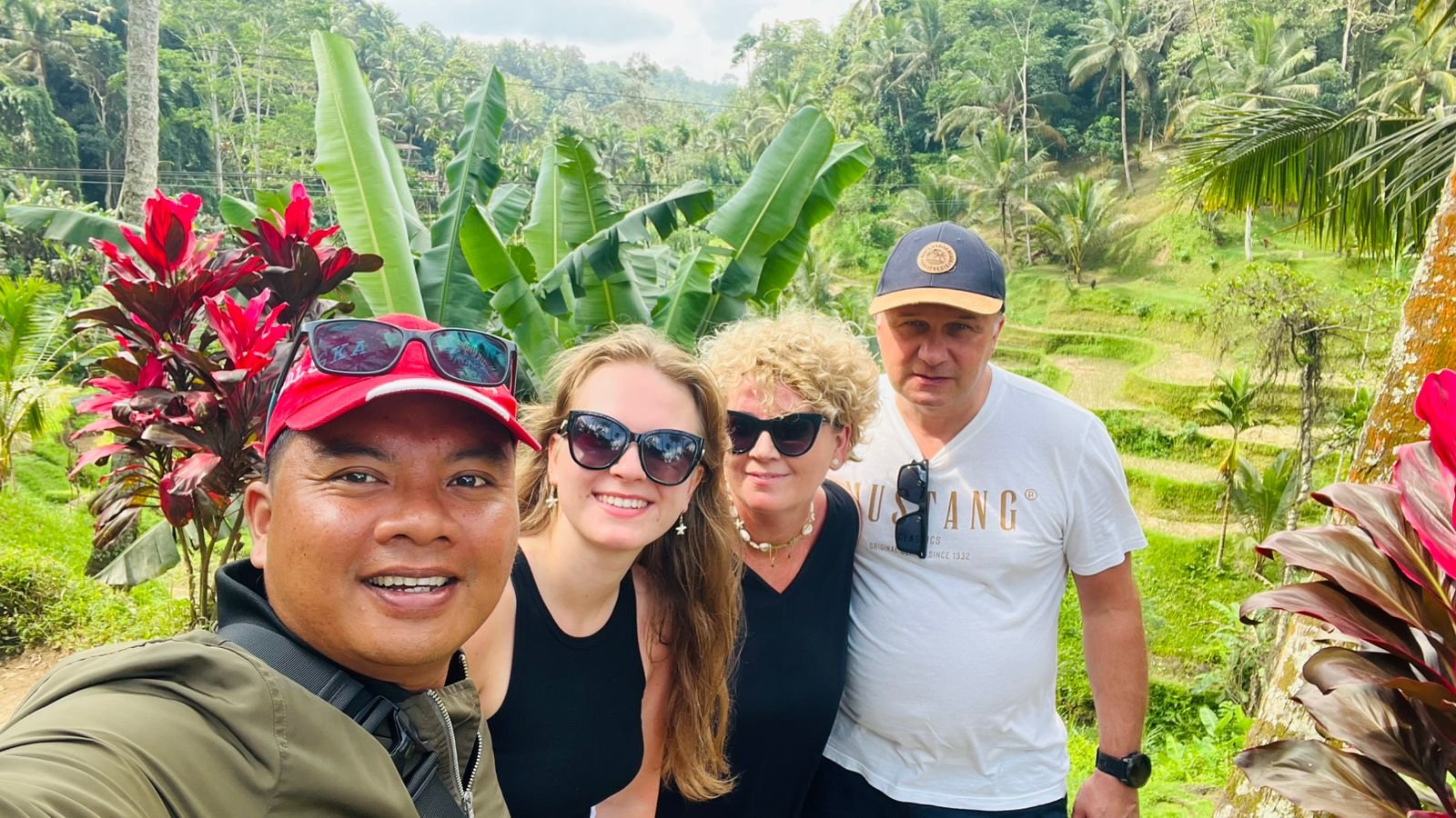 Bali private tour with local support